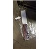 Image 2 : CRATE OF COMB/LINT ROLLERS