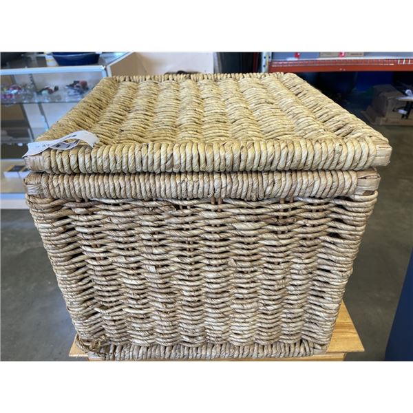 WICKER BASKET