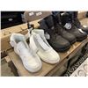 Image 2 : THREE PAIRS OF THINSULATE BOOTS AND I SNEAKERS SIZE 8