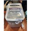 Image 2 : INSIGNIA ICE MAKER AND PANASONIC RICE COOKER