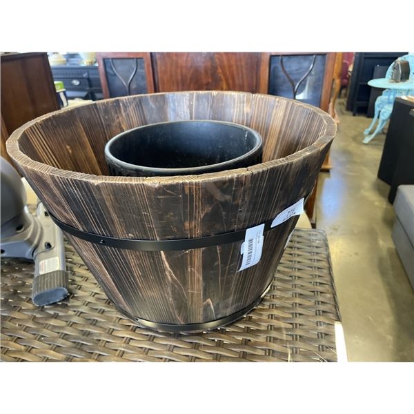 LARGE WOOD PLANTER AND PORCELAIN PLANTER