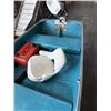 Image 4 : SEARS ALUMINUM 12FT FISHING BOAT WITH HONDA 8HP FOUR STROKIE GAS MOTOR, RUNNING, INCLUDED OARS, 2 SE
