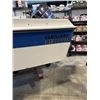 Image 8 : 17FT VANGUARD FIBERGLASS BOAT ON TRAILER WITH MERCURY 115HP OUTBOARD, POWER TILT, RUNNING, WITH NEW 