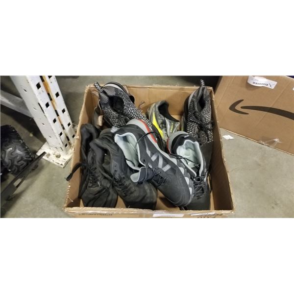 FIVE PAIRS OF SIZE 12/13 SHOES INCLUDING CLEATS