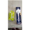 Image 1 : CONAIR DOUBLE CERAMIC 1" WAND AND PHILIPS ONE BLADE TRIM AND SHAVE