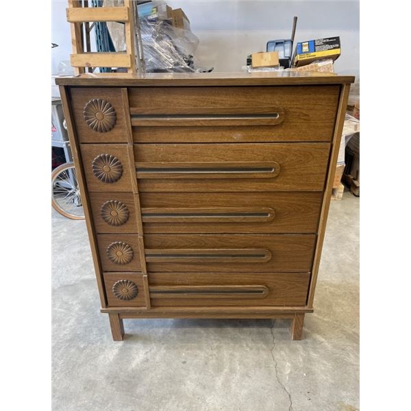 VINTAGE 5 DRAWER DRESSER