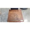 Image 3 : ANTIQUE OAK 3 DRAWER CABINET