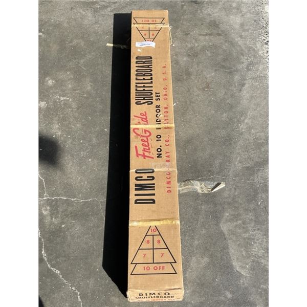 VINTAGE DIMCO INDOOR SHUFFLE BOARD SET IN BOX