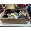 Image 1 : LARGE LOT OF POTS AND PANS
