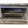 Image 2 : CUISINART AIR FRYER OVEN, WORKING