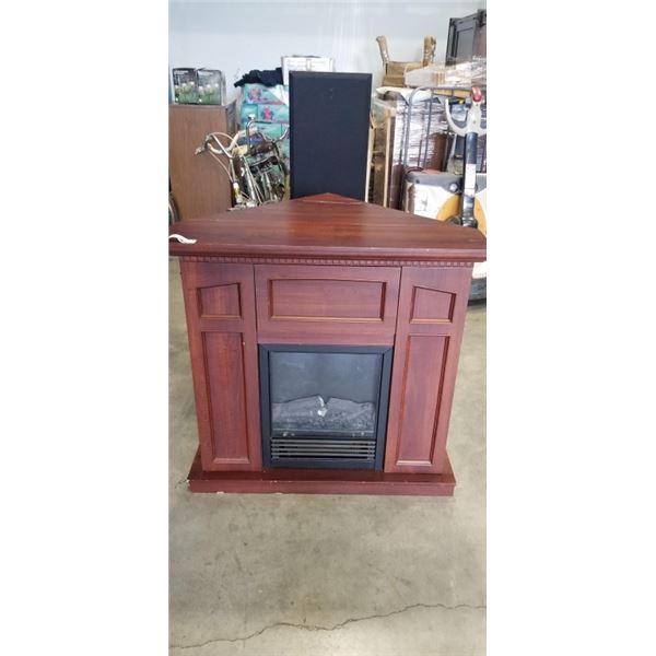 ELECTRIC FIREPLACE, WITH FOLD DOWN CORNER, WORKING