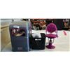 Image 1 : PLAYSET WITH CHAIR AND BASKET OF DECOR ITEMS