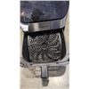 Image 2 : FRIGIDAIRE DIGITAL 8QT AIR FRYER - TESTED WORKING, RETAIL $219