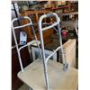 Image 1 : DRIVE FOLDING ALUMINUM WALKER
