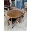 Image 1 : 3' ROUND DINING TABLE WITH 3 CHAIRS