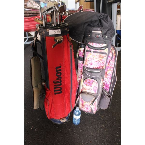 1 Ladies Golfbag and 1 Vintage Golfbag with CLubs