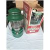 Image 1 : Vintage Coleman Lantern - Green - In Box