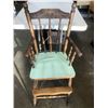 Image 1 : Antique High Chair