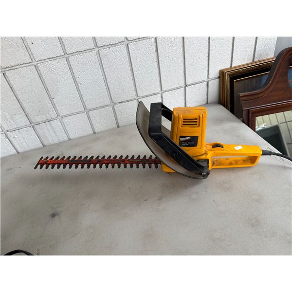 DISSTON hedge trimmer