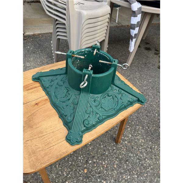 Christmas tree stand