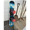 Image 1 : Kids snowboard with boots