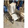 Image 2 : Table chairs and leaf