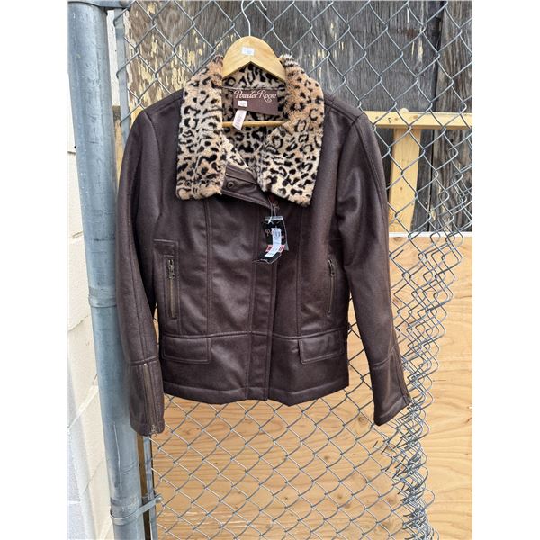 NWT powder room coat size medium