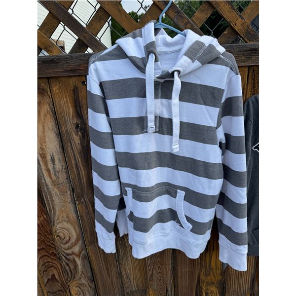 Distillery apparel large