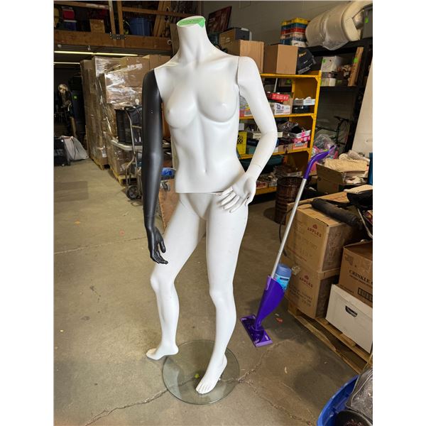 Mannequin