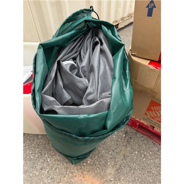Pool cover