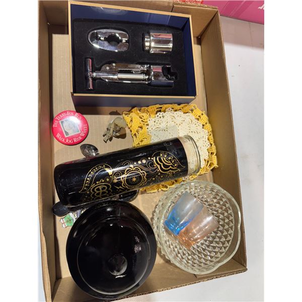Lot of miscellaneous house