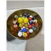 Image 2 : Brass limited container with marbles