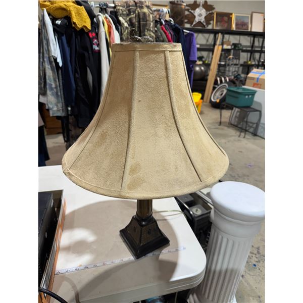 Lamp with elephant fennel