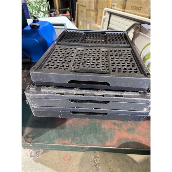 Folding crates
