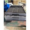 Image 1 : Folding crates