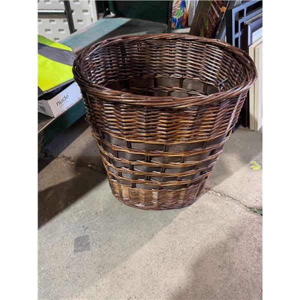 Laundry basket
