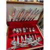 Image 3 : Flatware in case