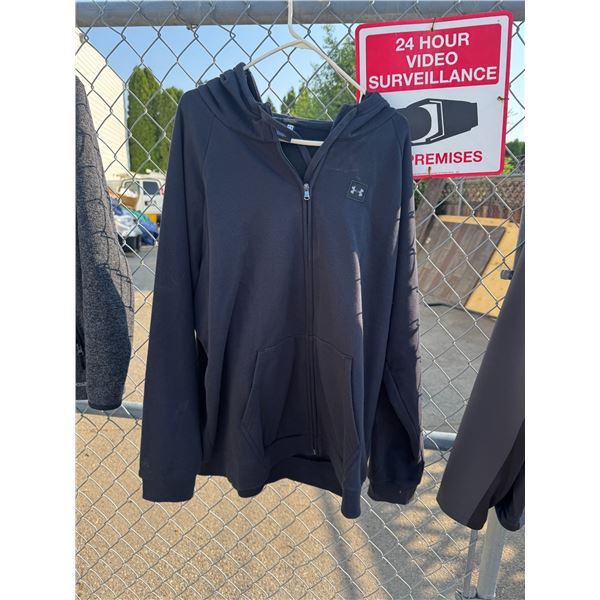 Under Armour three XL zip up