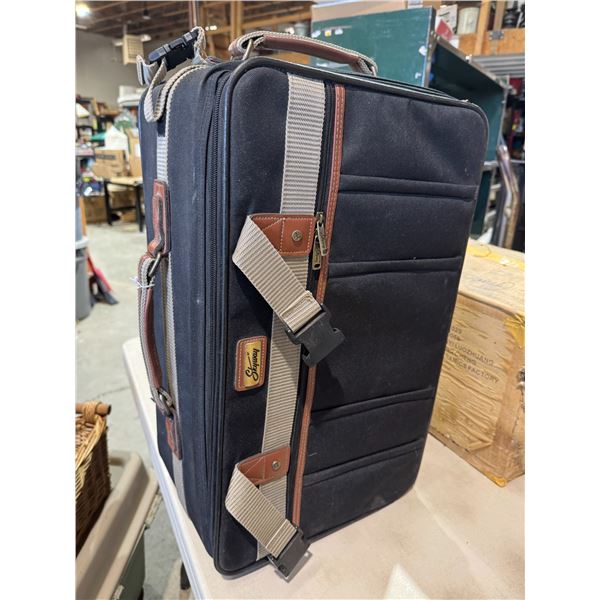 Suitcase, skyway