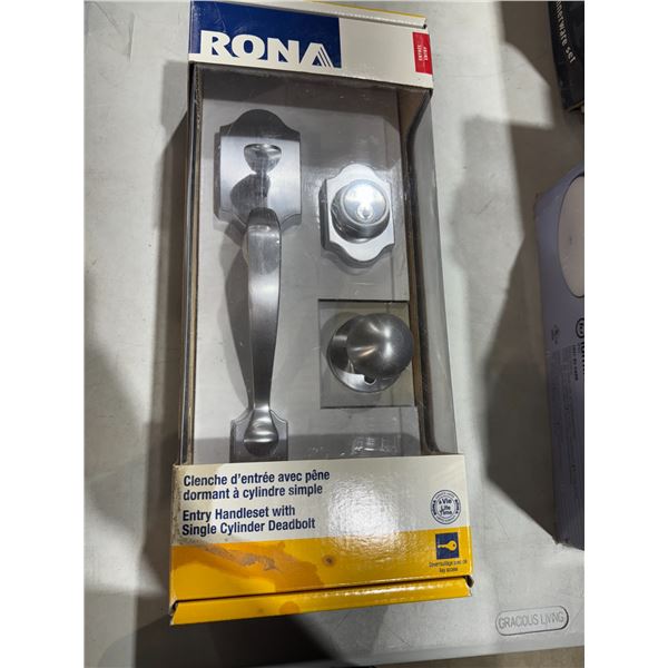 Entry handle set with single cylinder dead