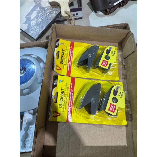 Mouse traps