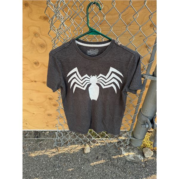Spider T-shirt size not shown