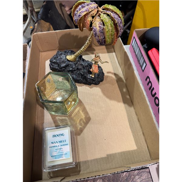 Hawaiian girl, decor and wax melt