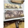 Image 1 : Wall decor