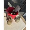 Image 1 : Paint, sprayers and bucket
