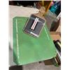 Image 1 : Chalkboards and brush