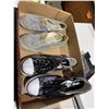 Image 1 : Converse shoes, size 7