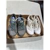 Image 1 : Nike shoes, size 6