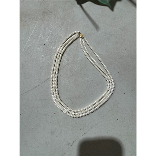 Pearl necklace