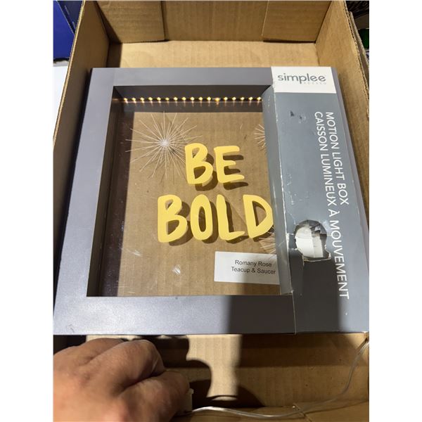 Motion light box